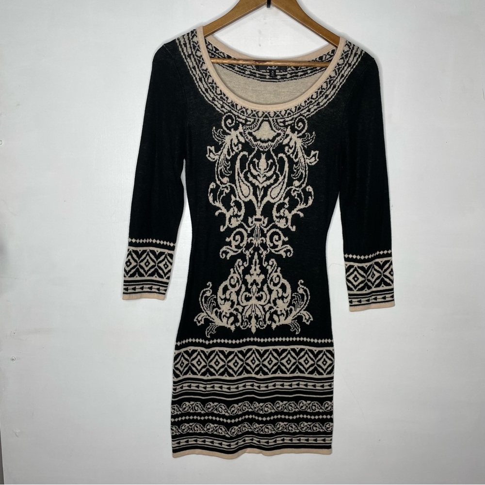 Papaya Black and Cream Long Sleeve Knit Dress
